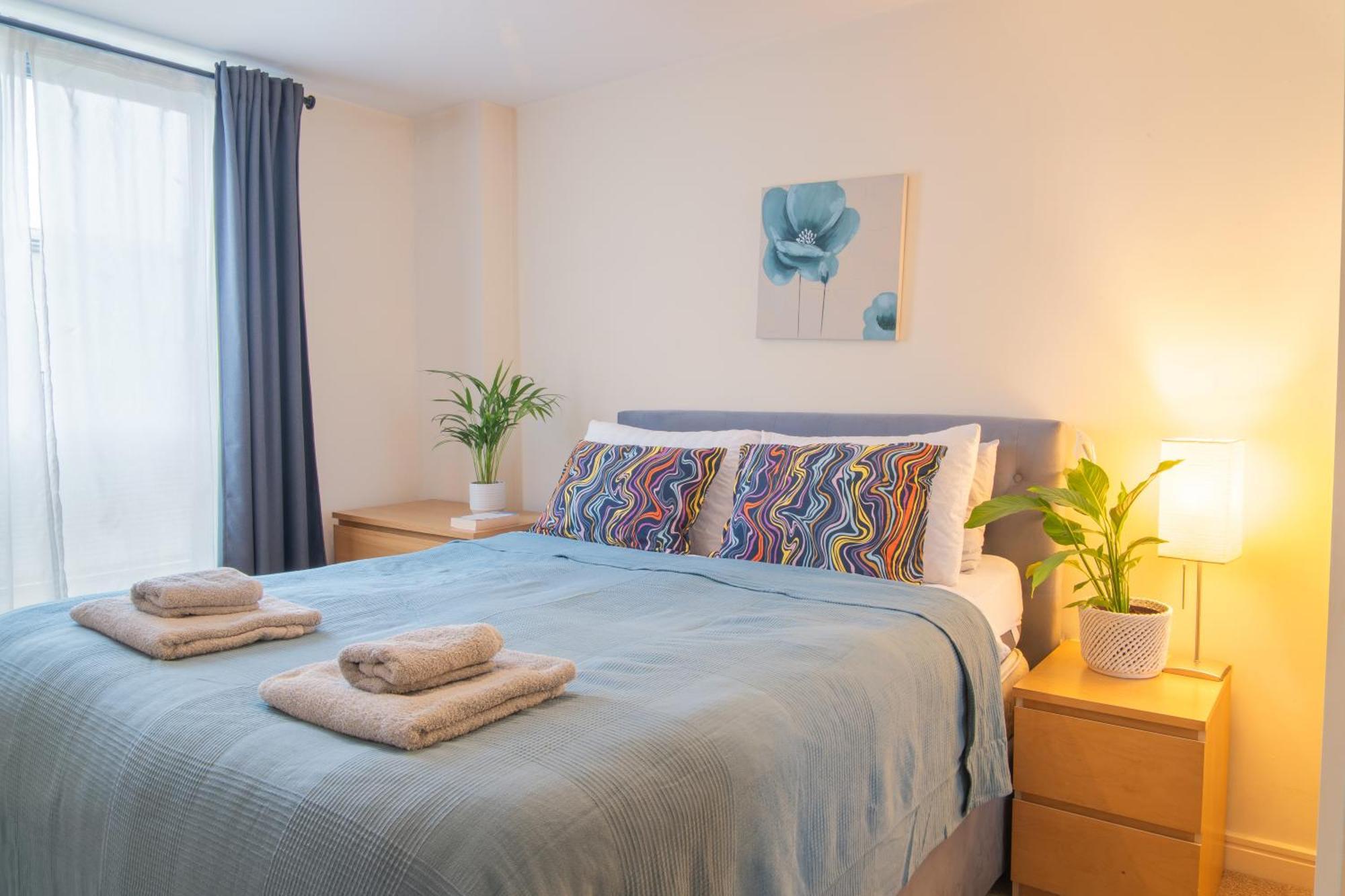 Stay In Our Stylish Flat! & Secure Building & Sleeps Up To 4 Birmingham Exterior foto