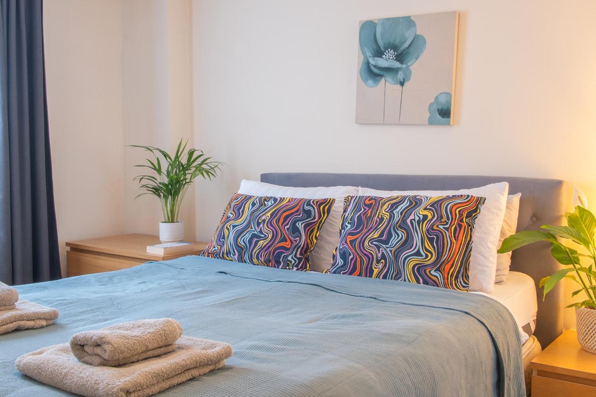 Stay In Our Stylish Flat! & Secure Building & Sleeps Up To 4 Birmingham Exterior foto