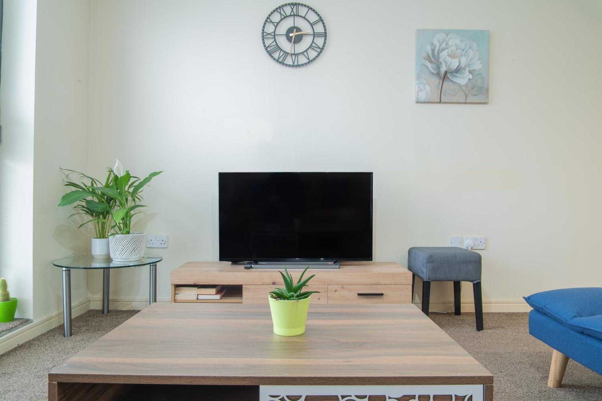 Stay In Our Stylish Flat! & Secure Building & Sleeps Up To 4 Birmingham Exterior foto