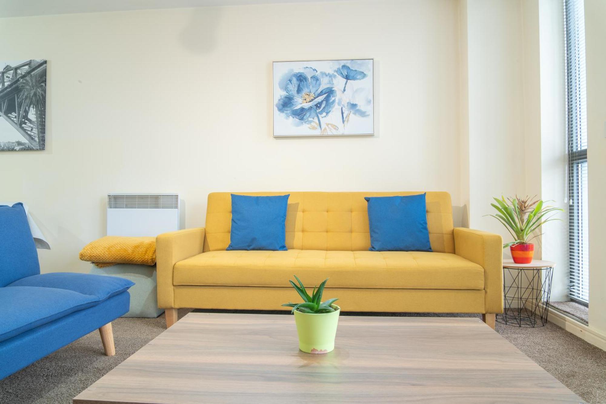 Stay In Our Stylish Flat! & Secure Building & Sleeps Up To 4 Birmingham Exterior foto