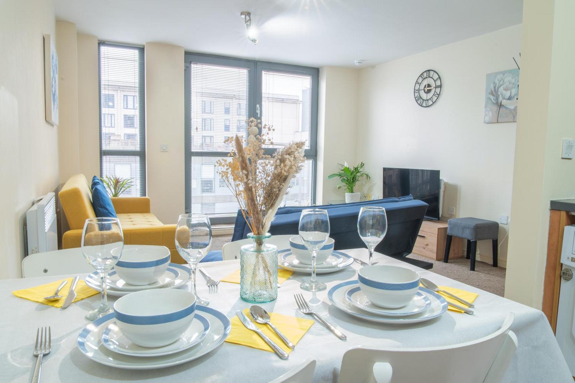 Stay In Our Stylish Flat! & Secure Building & Sleeps Up To 4 Birmingham Exterior foto