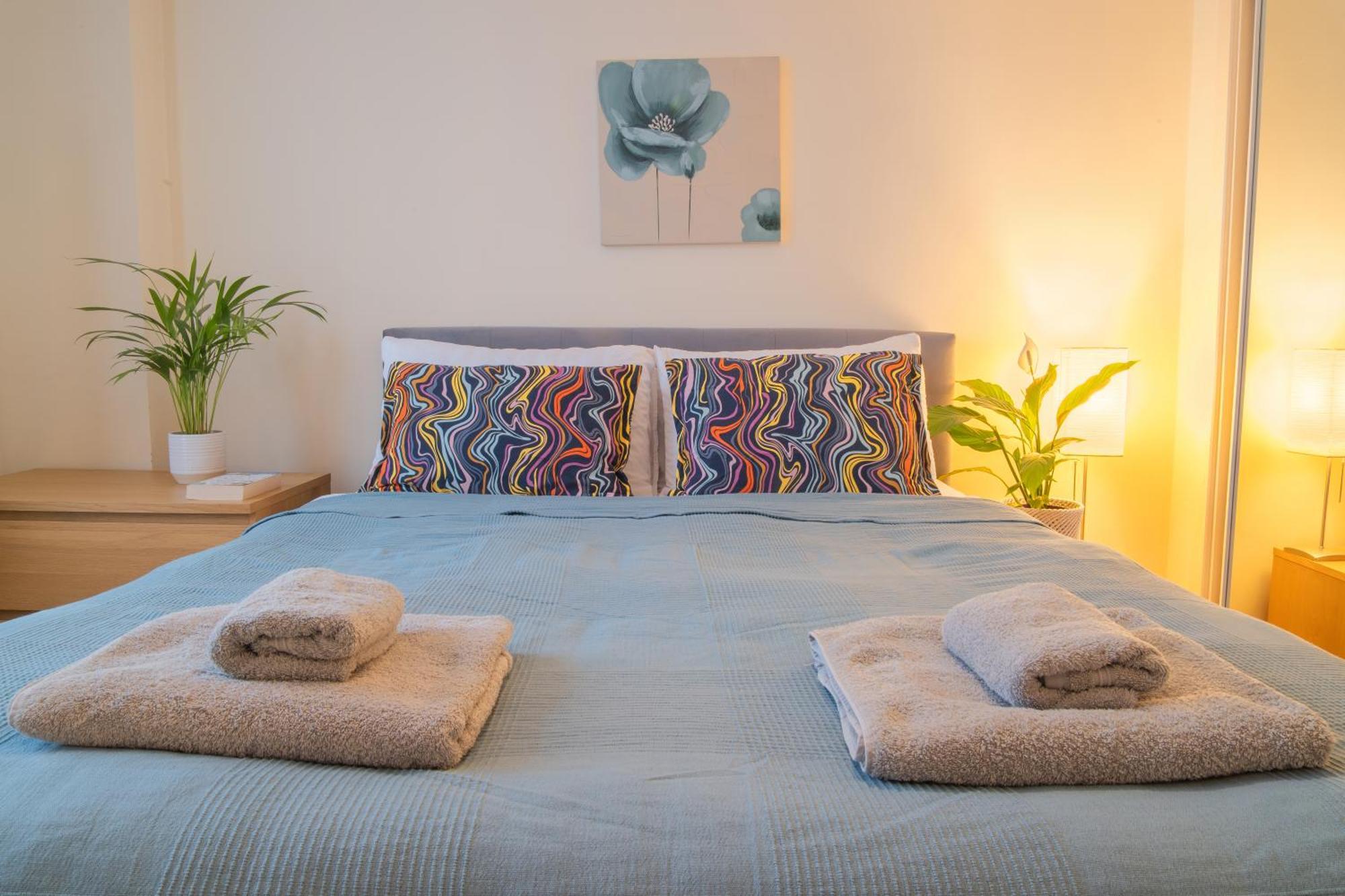 Stay In Our Stylish Flat! & Secure Building & Sleeps Up To 4 Birmingham Exterior foto